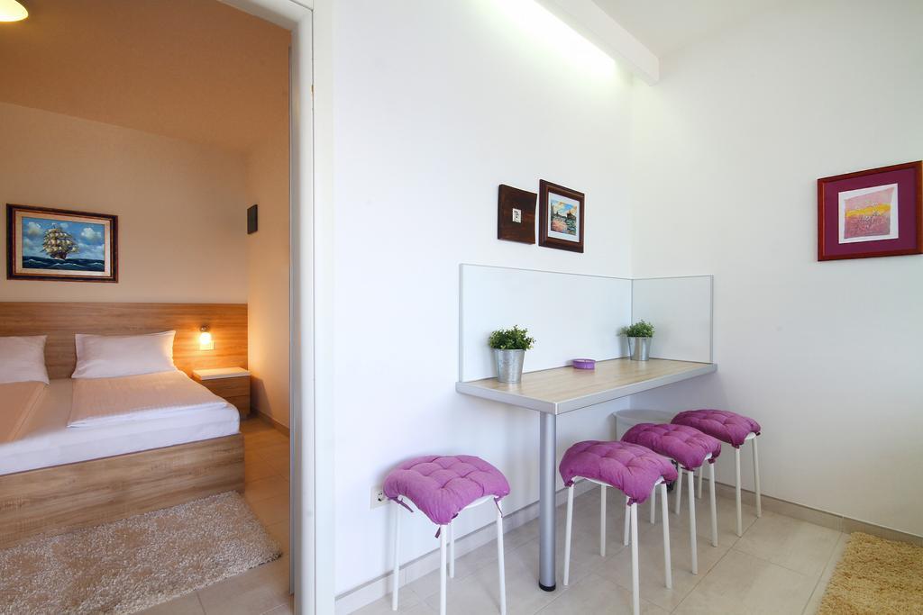 Aruba Apartments ティヴァト 部屋 写真